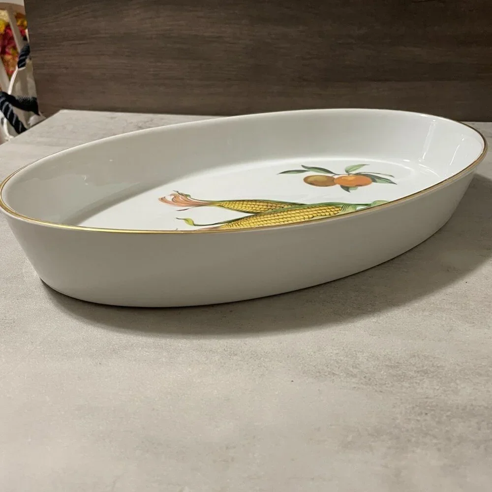Vintage Royal Worcester Evesham Vale 14.5